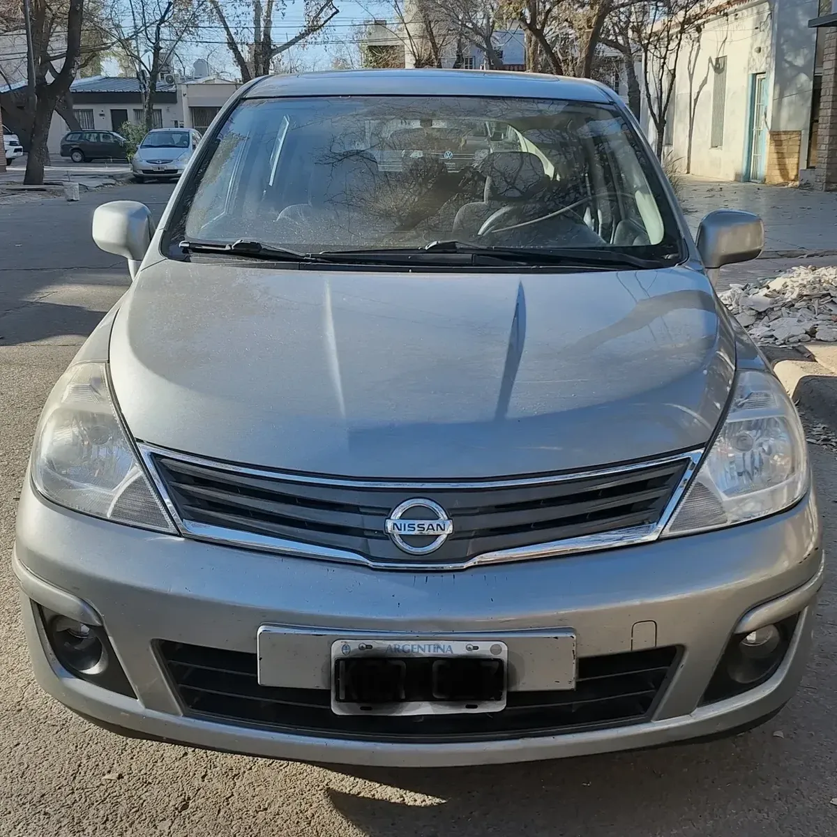 Nissan Tiida 1.8 Acenta