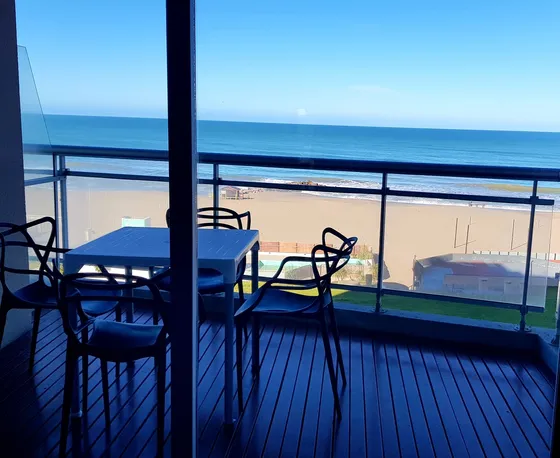 Alquilo Departamento 2 Ambientes Frente Al Mar, Calefaccionado Para Disfrutar Hermosas Estadías En Temporada Baja.