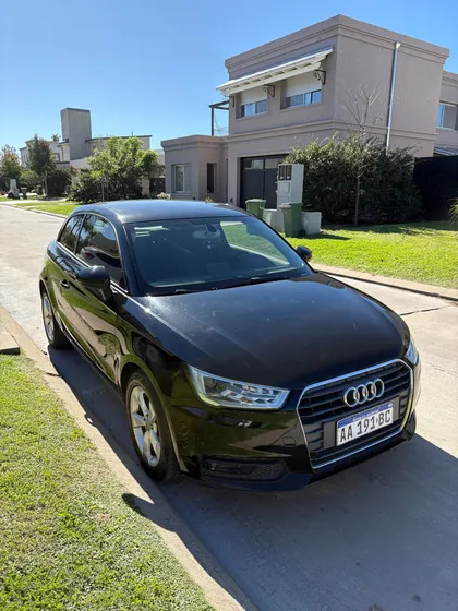 Audi A1 1.4 Ambition Tfsi 122cv Stronic