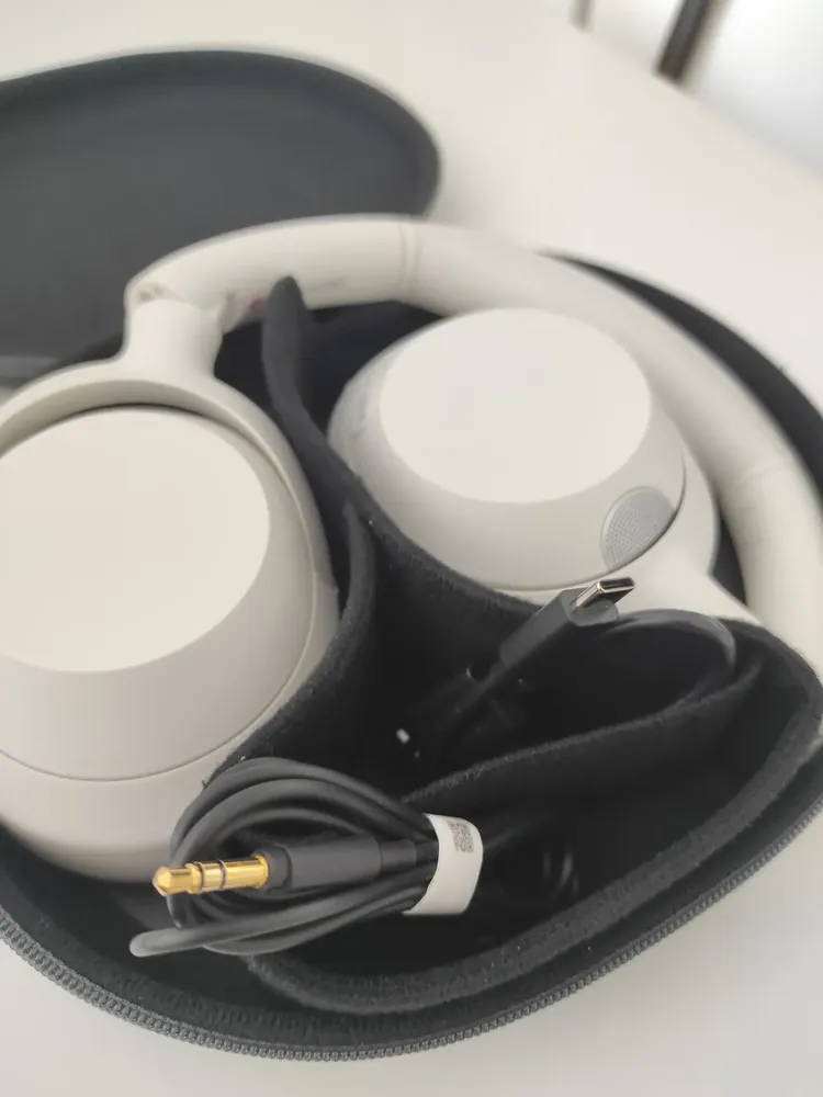 Sony WH-ULT900n. Fones de ouvido sem fio Ult Wear. Cor: Forest