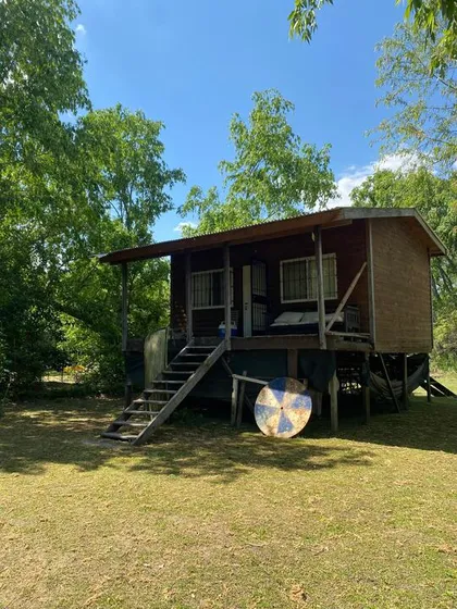 Isla Con Cabaña Equipada En Venta | En El Delta Tigre | Mudafy Home