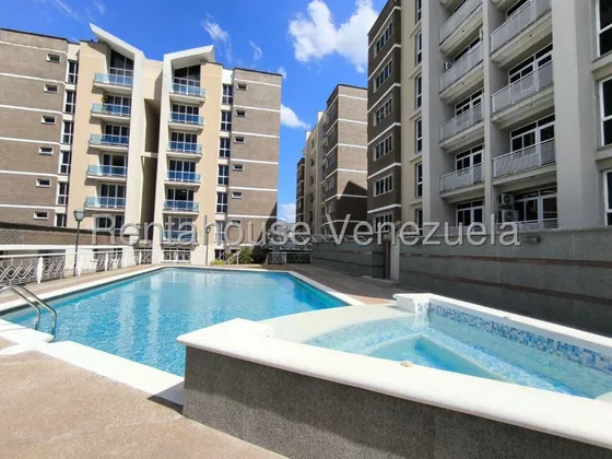 Maria Elena Latouche Vende Hermoso Apartamento A Estrenar En Res Titanium Cuenta Con Plata 100% Y Pozo. Mels 25-13223