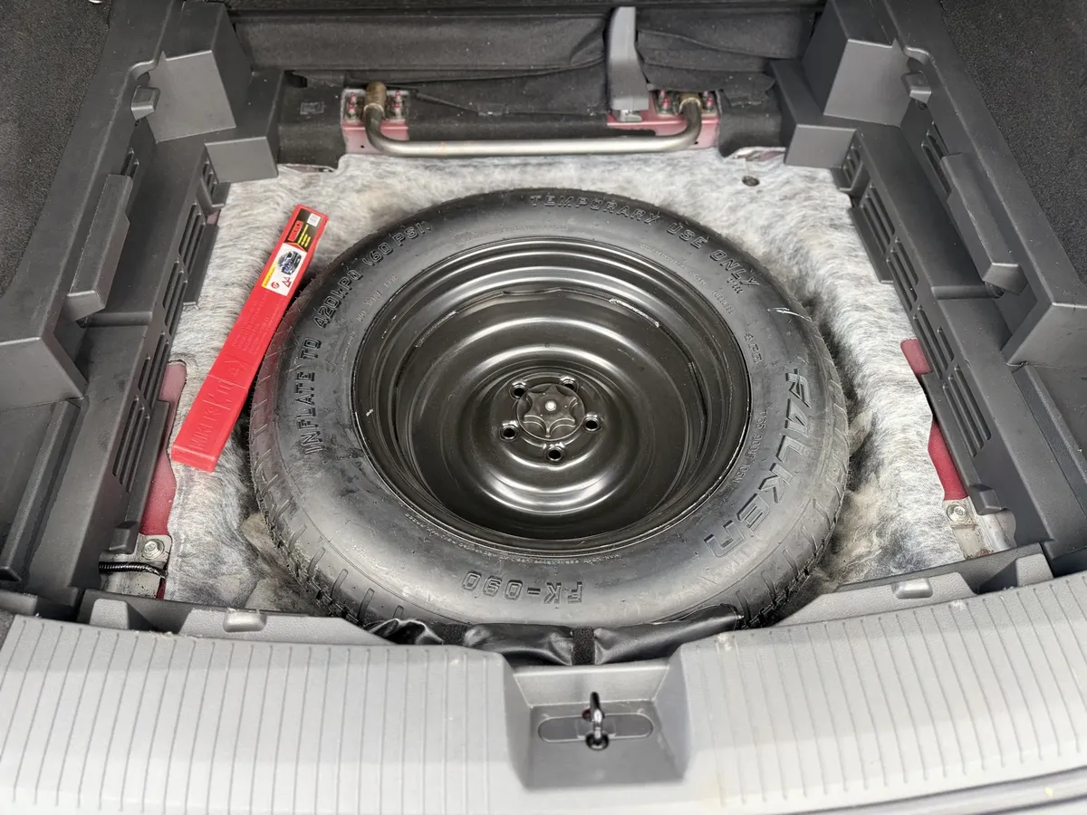 Nissan X-trail 2023 2.5 Advance 2 Row Cvt