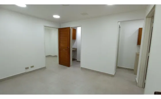 Vendo Oficina O Consultorio En Laureles