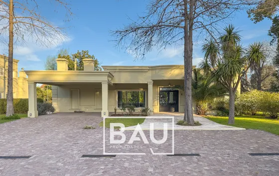 Casa Moderna En Venta En Country Club San Diego
