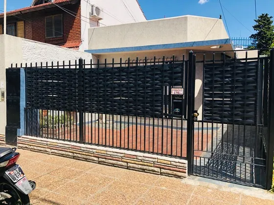 Ph 3 Amb Al Frente Con Patio, Jardin Y Terraza Accesible
