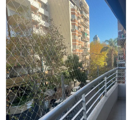 Alquiler 2 Ambientes Con Cochera. Ramos Mejia Sur  A 4/c Estacion 1/c Av. De Mayo