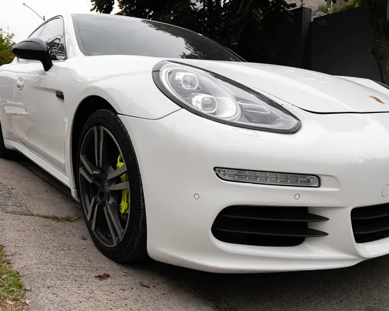 Porsche Panamera 3.0 S E-hybrid At