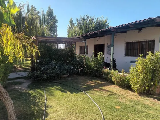 Casa Quinta En Loteo Privado. Albardón
