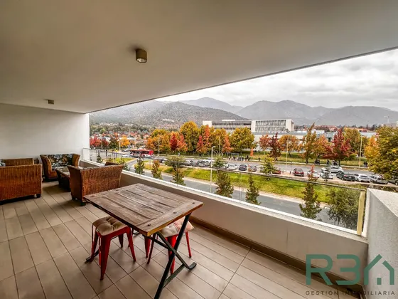 Grande Y Moderno Dúplex, Con Espectacular Vista Al Oriente. 