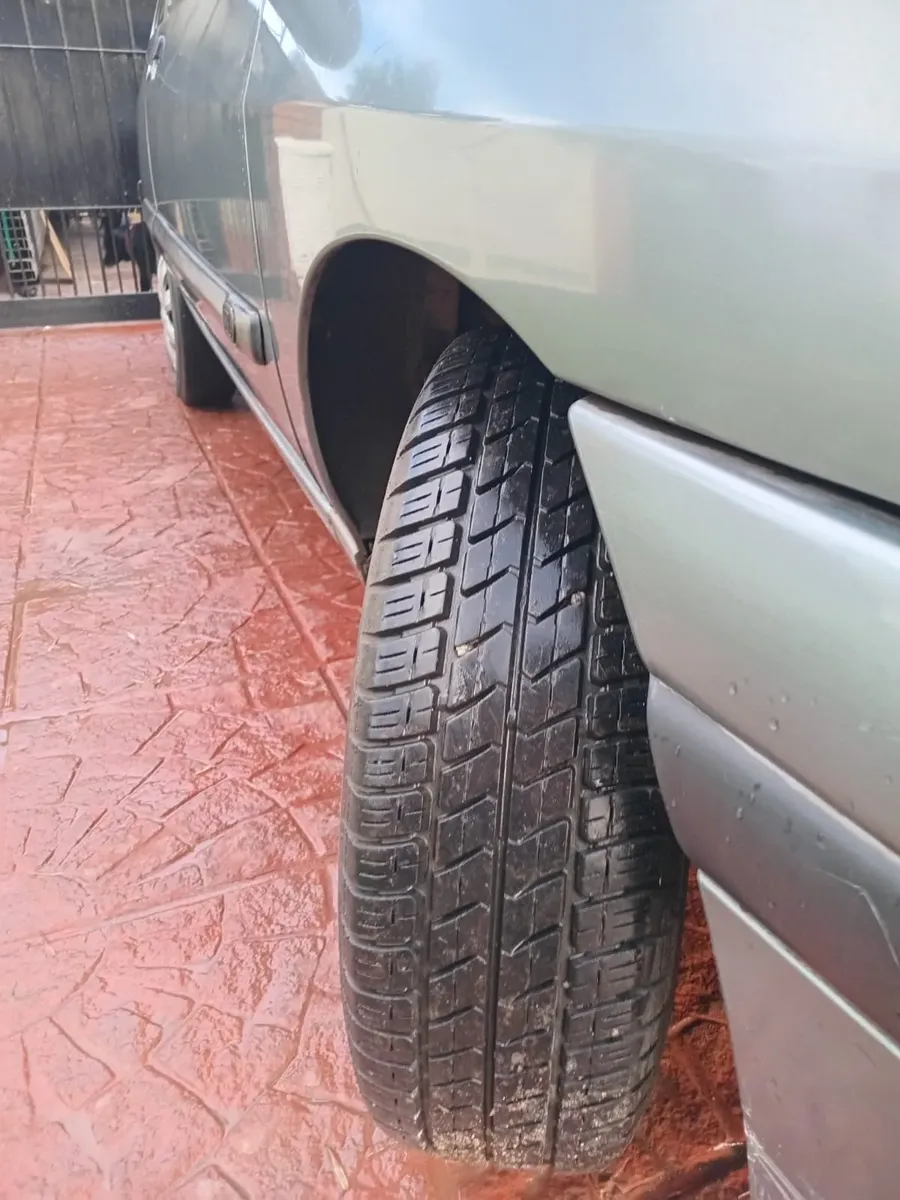 Renault Clio 1.9 RL539468589654364169