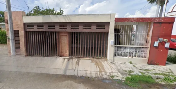 Calle 31 A, Miguel Alemán, Mérida, Yucatán.  Rr*