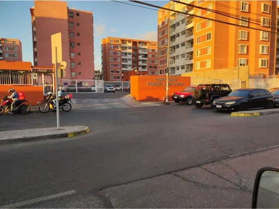 Se Arrienda Departamento Duplex En Condominio Parque Juan Ló