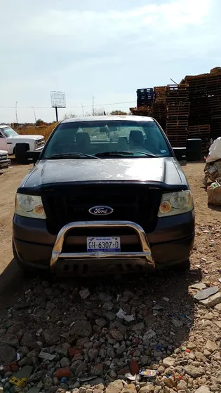Ford F-150 4.2 Xlt V6 Mt