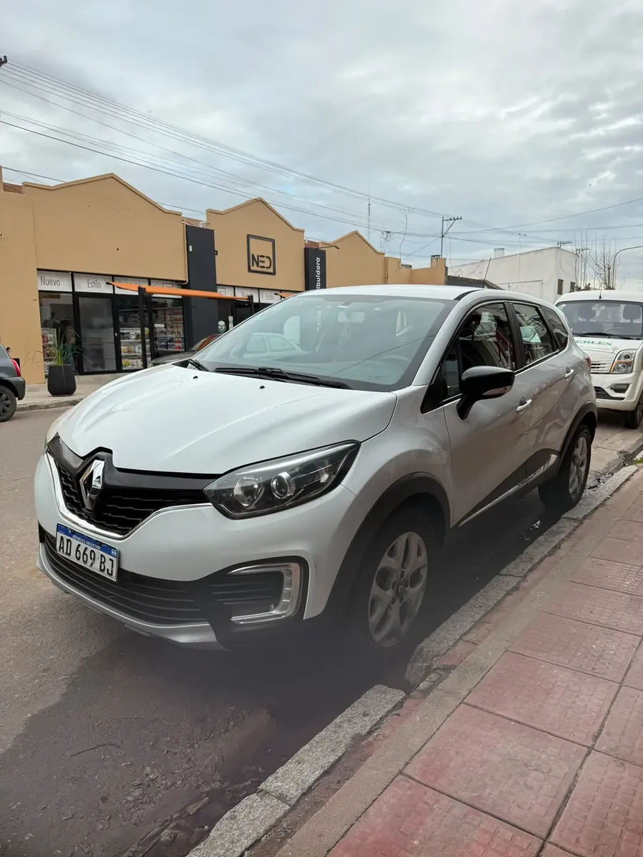 Renault Captur 2.0 Zen