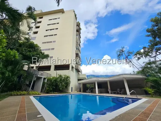 Apartamento En Venta | Pb 788.45 M²| En Chulavista |438 M² Construcción + 350 M²| Jardín Privado| 3 Hab Con Vestier | Ascensor Privado |planta Eléctrica |2 Pozos De Agua | Jrz 26-9927