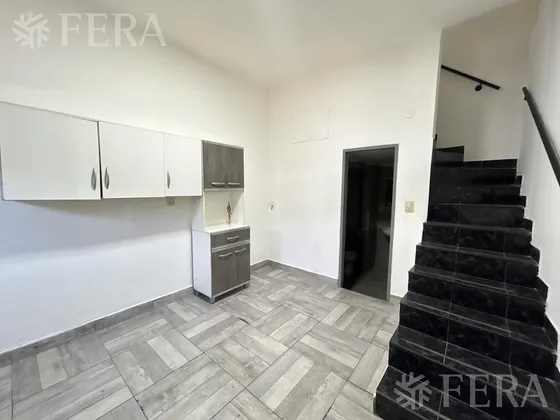 Venta  Ph De 2 Ambientes En Sarandi