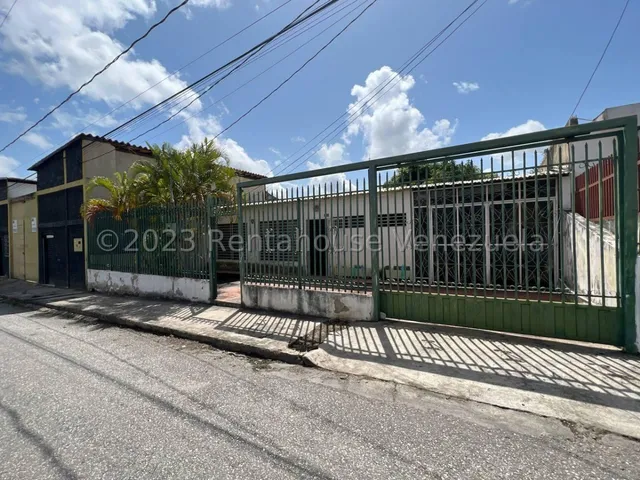 Rosa Rodríguez Vende Casa En La Mata, Cabudare 24-4704
