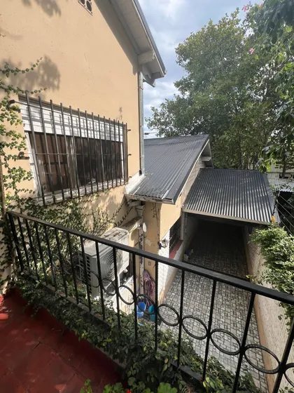 Casa Venta 4 Ambientes En Temperley