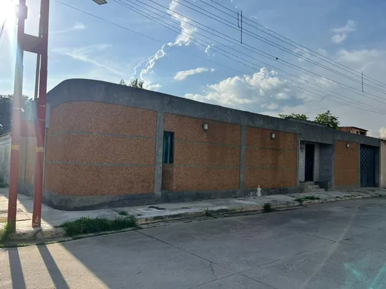 Venta Casa En Guacara Urb Agua Sal, Carmen N.