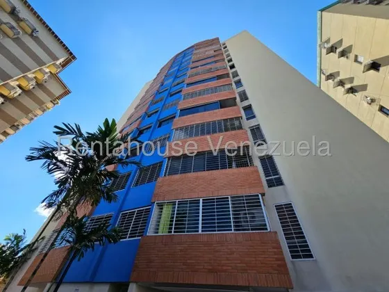 Vendo Apartamento En Urbanización Base Aragua, Código 25-12202 Cm Leer Descripción 