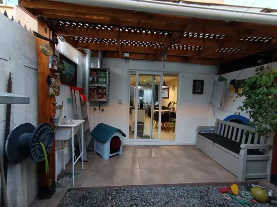 Casa En Barrio Consolidado Y Seguro
