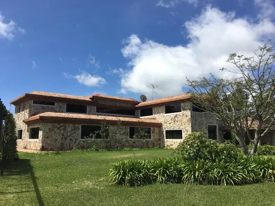 San Diego De Los Altos Venta Espectacular Casa En Zona Tranquila. Inf. Ma. Fda. Varela