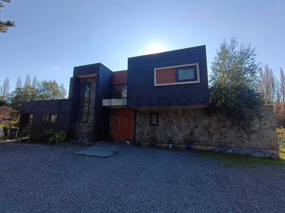 Venta Casa 4d 4b, Altos De Mitrinhue