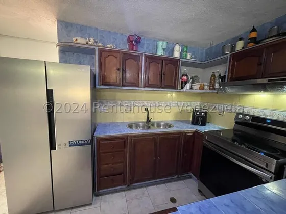 Jean Pavon Tiene Espectacular Casa En Venta En La Avenida Nicolas Patiño Cabudare Lara 1 6 8 4