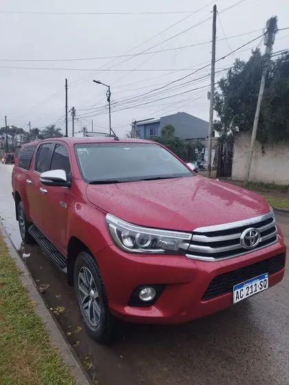Toyota Hilux Pick-up 2.8 Cd Srx 177cv 4x4