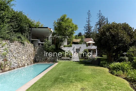 Vende Casa 5 Dormitorios Condominio La Dehesa Lo Barnechea