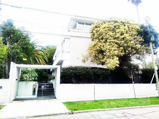 Casa En Venta 4 Ambientes - Punta Chica