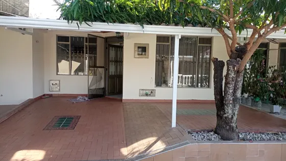 Gran Oportunidad Para Inversion Casa De Descanso Conjunto Ce