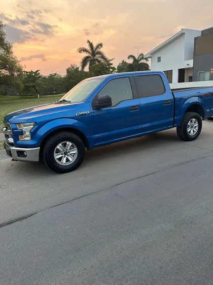 Ford F-150 5.0l Doble Cabina V8 4x4 At