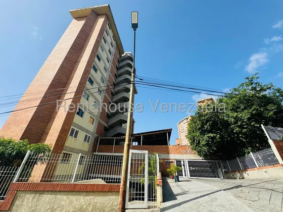 Oportunidad / Miravila - Apto. En Venta Cod. 25-23097 Carlos López