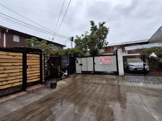 Casa En Venta De 3 Dorm. En Puente Alto