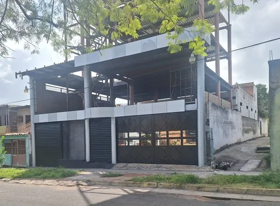 Venta De Locales Comerciales En La Vía Venezuela, Villa Colombia, Puerto Ordaz