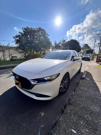 Mazda 3 2.0 Prime