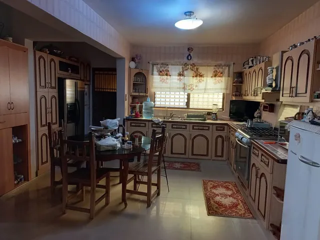 Grabiela R.  Vende Casa Urb Las Chimeneas.