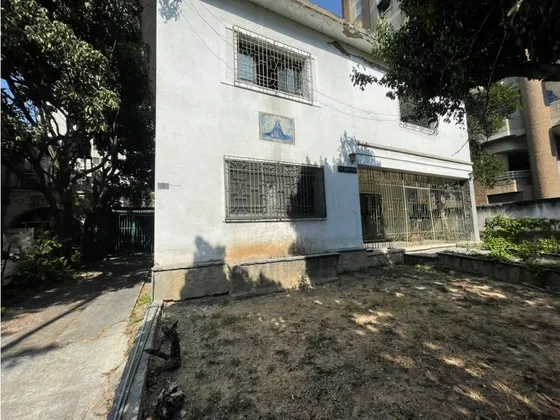 Se Vende Casa 845m² 4h/3b/4e Las Palmas