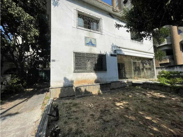 Se Vende Casa 845m² 4h/3b/4e Las Palmas