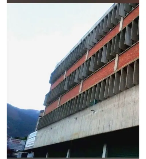 Se Alquila Local 107m2 Boleita 4021
