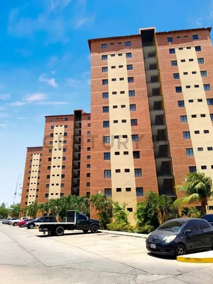 Apartamento En Venta En Lechería - Residencia Las Palmeras