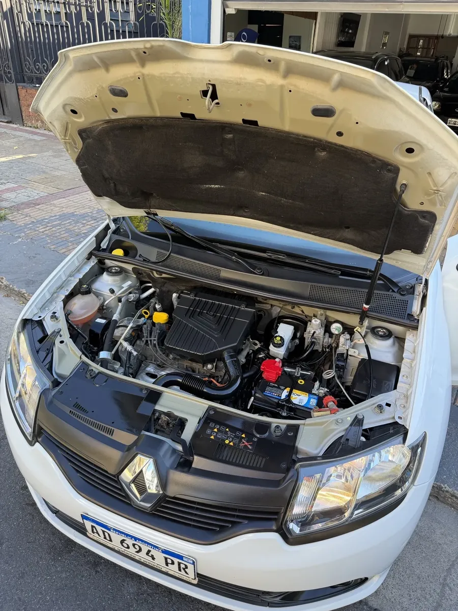 Renault Logan 1.6 Authentique 85cv5215520952424960022