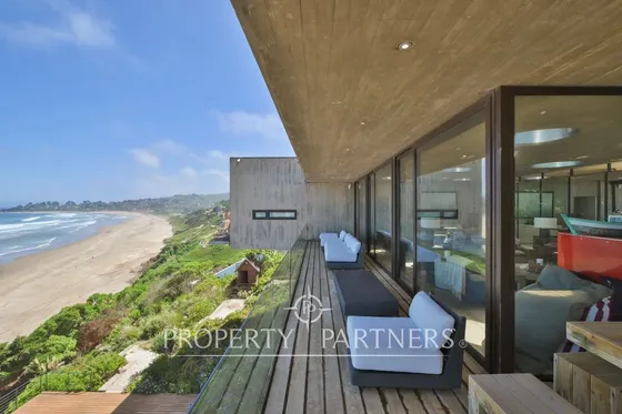 Casa Mathias Klotz Primera Línea Beranda