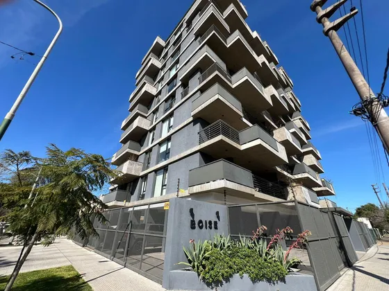 Departamento 3 Ambientes Con Balcón  En Venta 