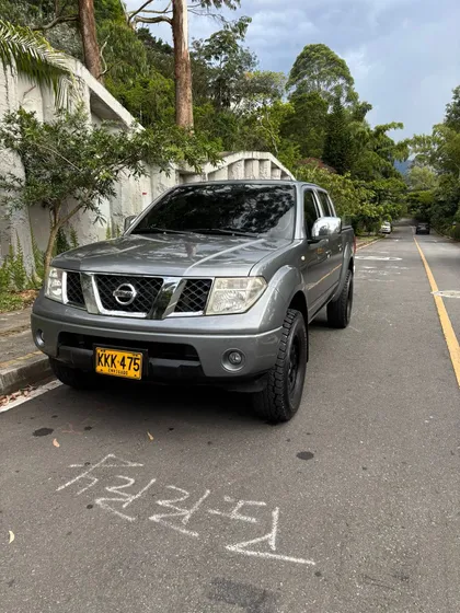 Nissan Navara 2.5 High Lujo