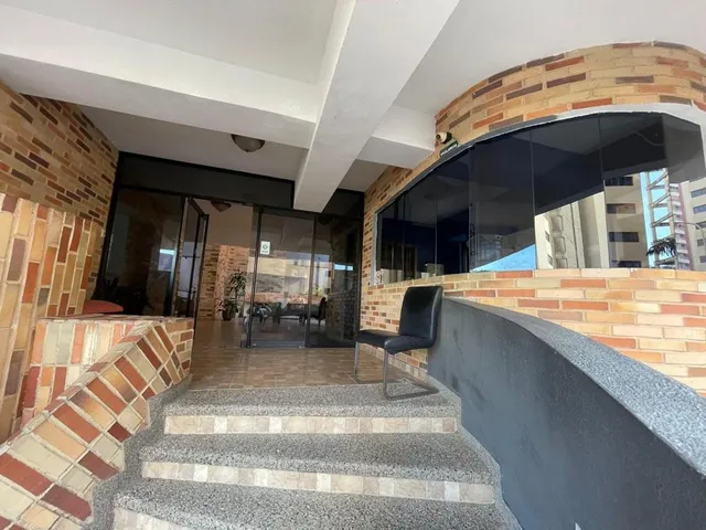 Vende Apartamento En Residencias Holiday Palace Iv - Urb. El Bosque, Valencia. V.l.