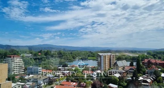 Lindo Departamento Con Vista Al Río Calle Calle
