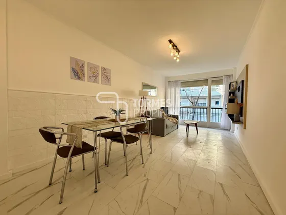 Venta Departamento 2 Ambientes Con Balcón A La Calle, A Metros Del Paseo Aldrey, Mar Del Plata